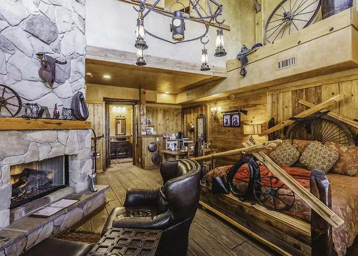 Hotel Adobe Grand 4*