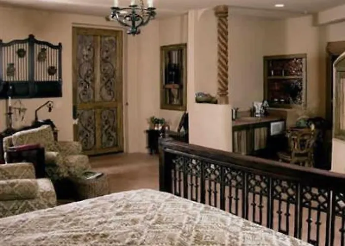 Hotel Adobe Grand 4*