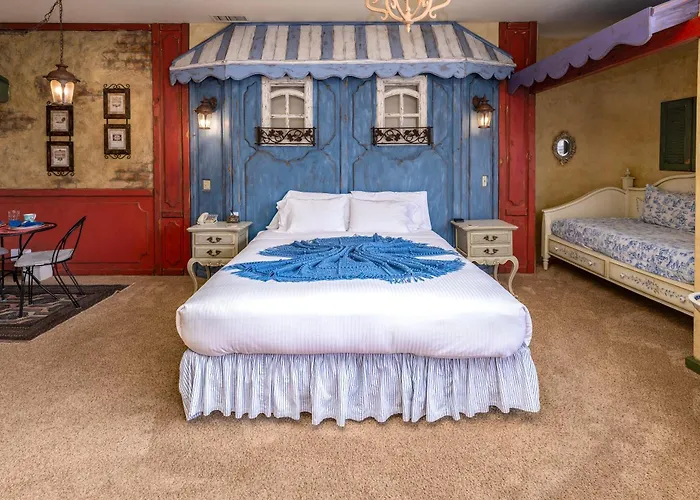 Hotel Adobe Grand
