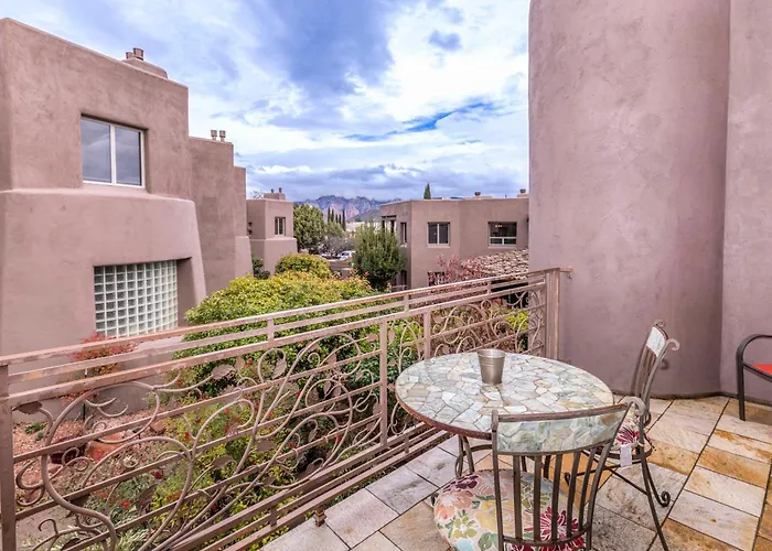 Hotel Adobe Grand