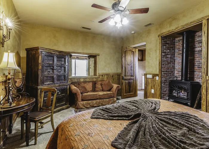 Hotel Adobe Grand 4*